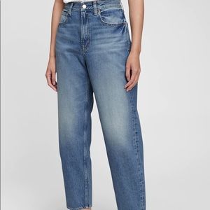 NWT Gap Women Barrel High Rise Jeans